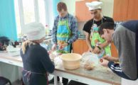 Для лиц с ОВЗ продолжает свою  работу клуб любителей  вкусной и здоровой пищи "Вкуснодром"