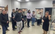 Получатели услуг отделения социальной реабилитации побывали на открытии выставки в Городском художественном музее