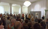 Молодые люди с инвалидностью приняли участие в открытии выставки «Глаза России в наличниках Ивановской области»