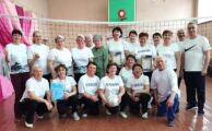 Спортивный праздник ко Всемирному дню здоровья: ветераны города сыграли в пионербол